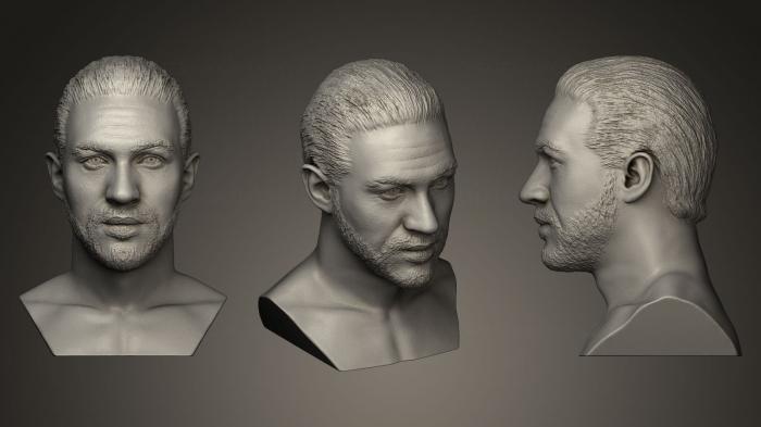 Busts and bas-reliefs of famous people